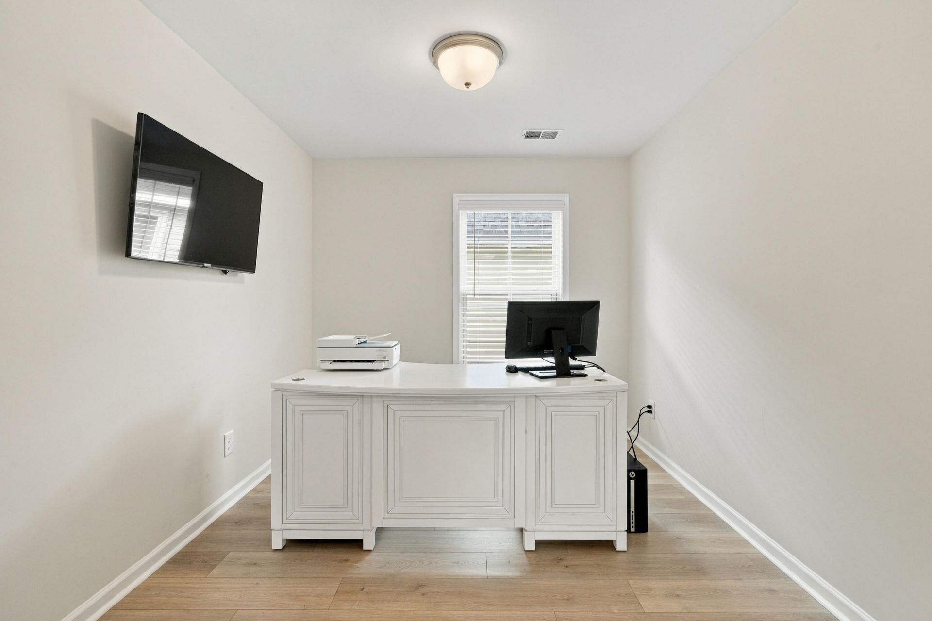 8617 Windsor Hill Boulevard Photo 28