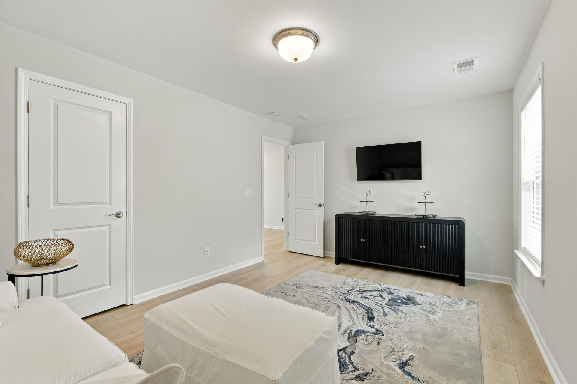 8617 Windsor Hill Boulevard Photo 32
