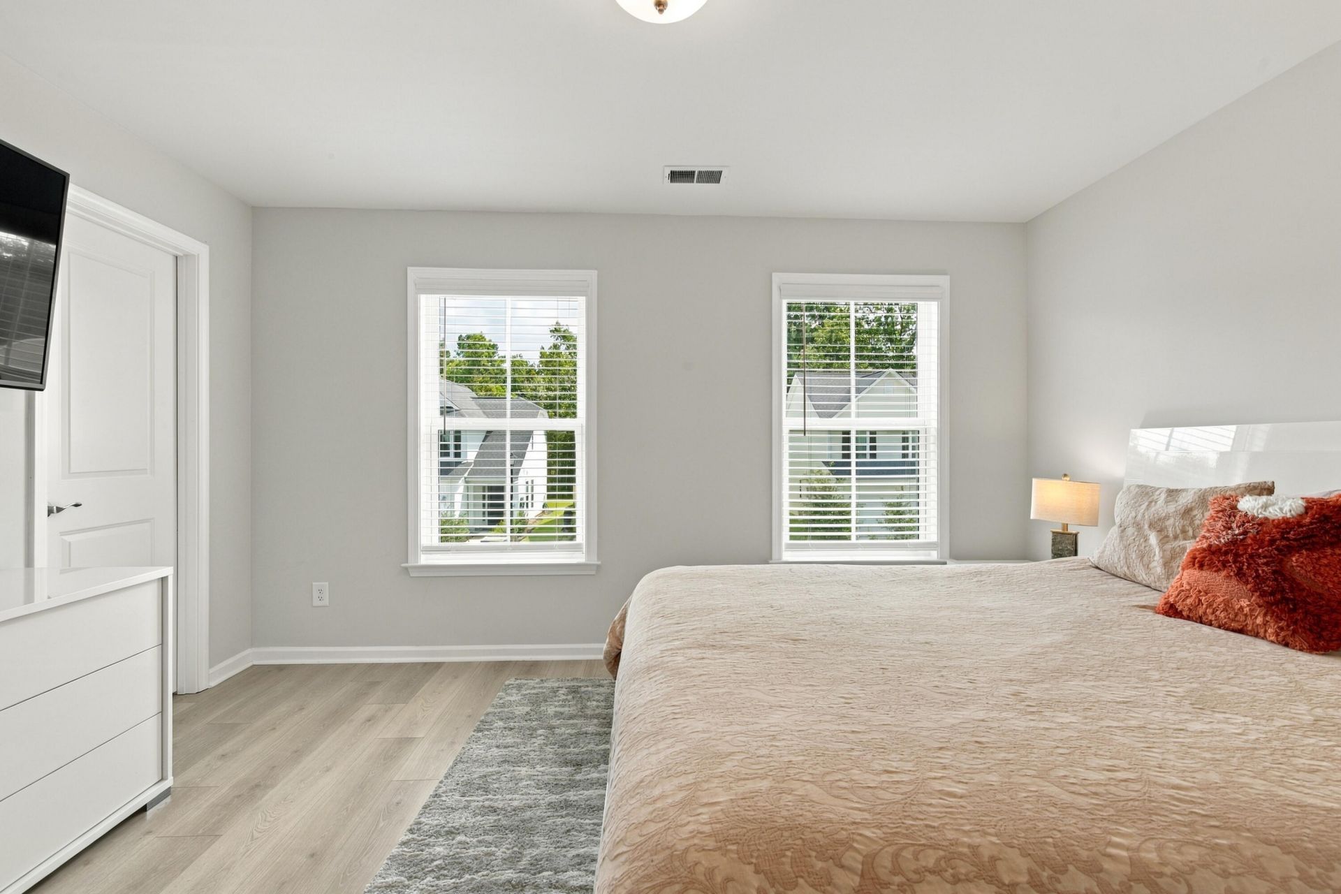8617 Windsor Hill Boulevard Photo 36