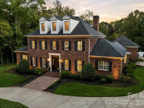 3236 Shillington Place , Charlotte, NC 28210