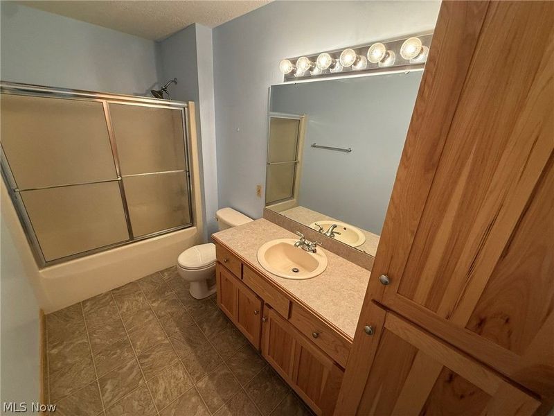 10387 Private Road 275, Millersburg, OH 44654 Photo 10