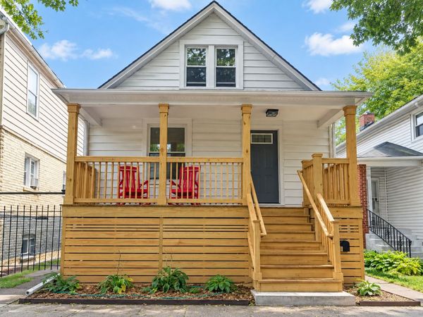 1041 Dewey Avenue , Evanston, IL 60202
