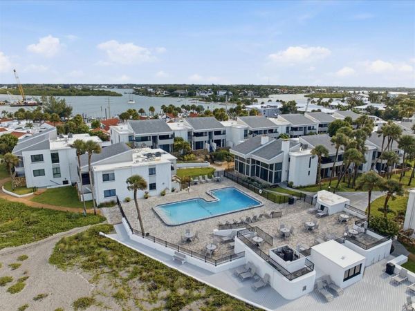 1555 TARPON CENTER DRIVE , Unit 116, VENICE, FL 34285