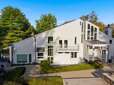 2000 Hillgate Drive, Lexington, KY 40515