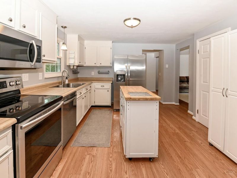 1858 Leway Drive, Fairfield, OH 45014 Photo 14