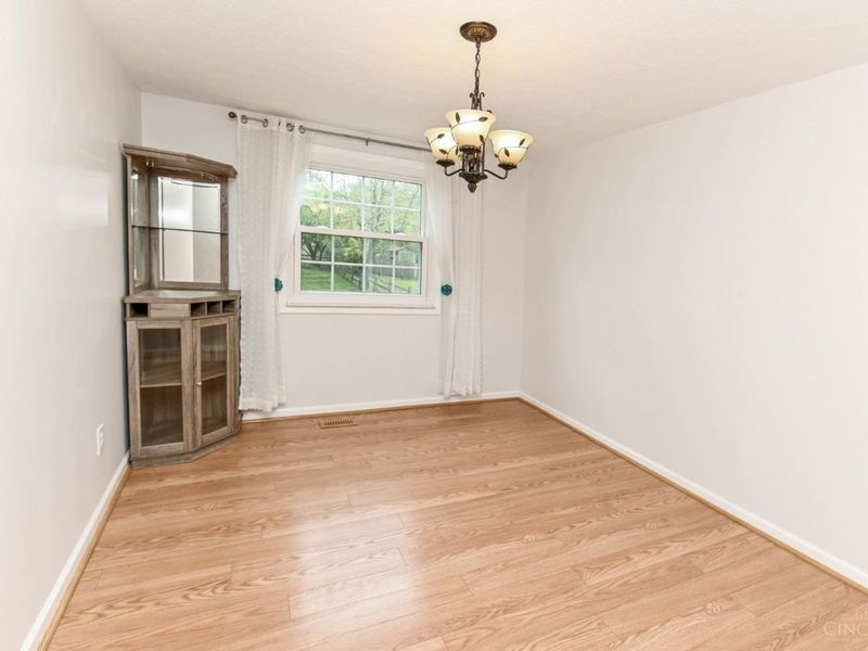 1858 Leway Drive, Fairfield, OH 45014 Photo 9