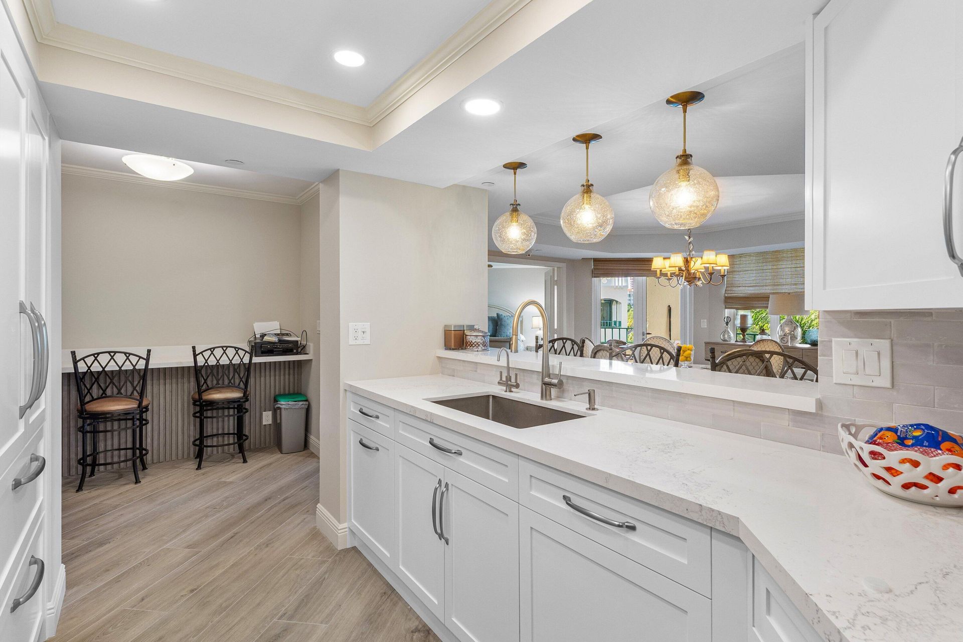 100 SE 5th Avenue, Unit 414, Boca Raton, FL 33432 Photo