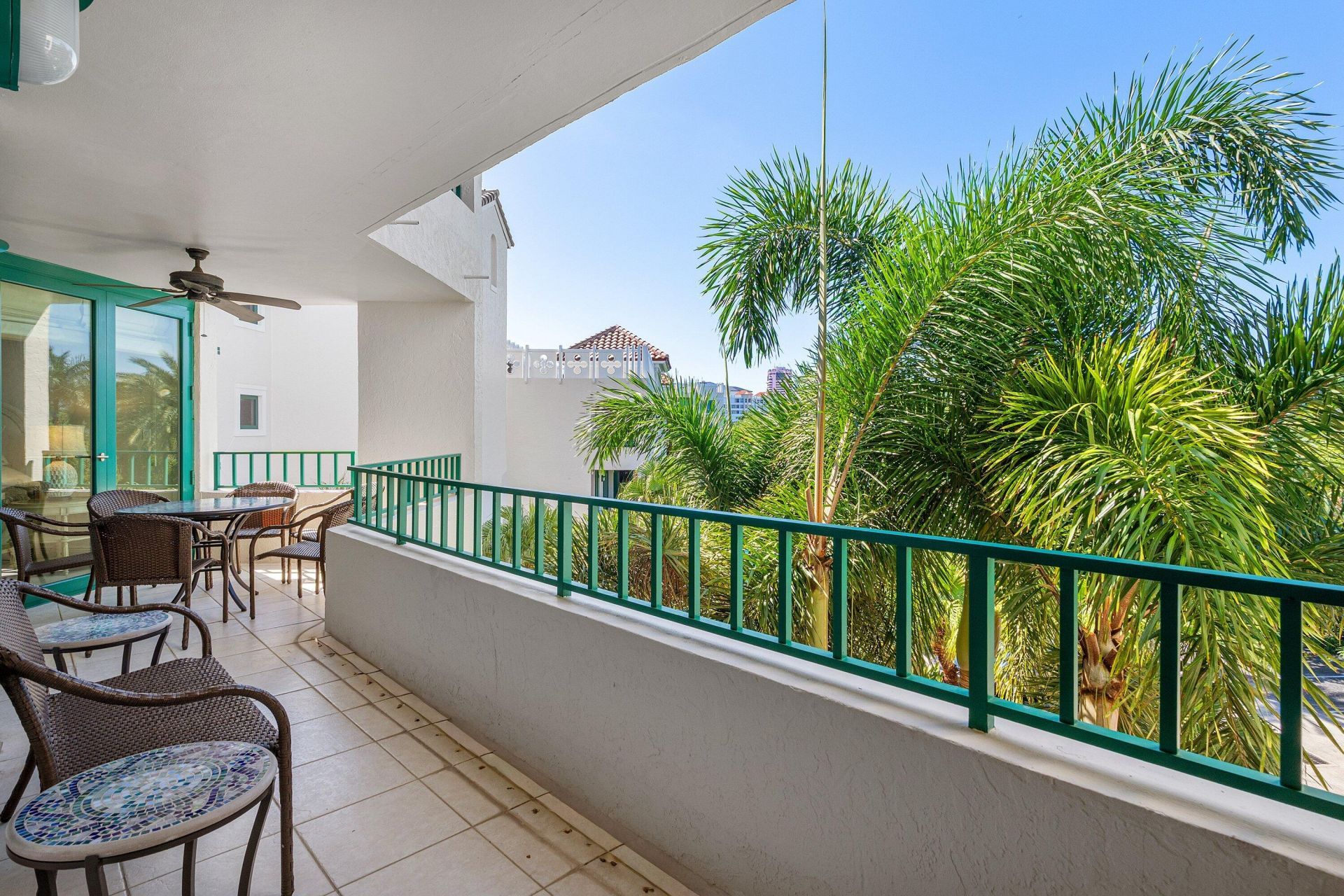 100 SE 5th Avenue, Unit 414, Boca Raton, FL 33432 Photo