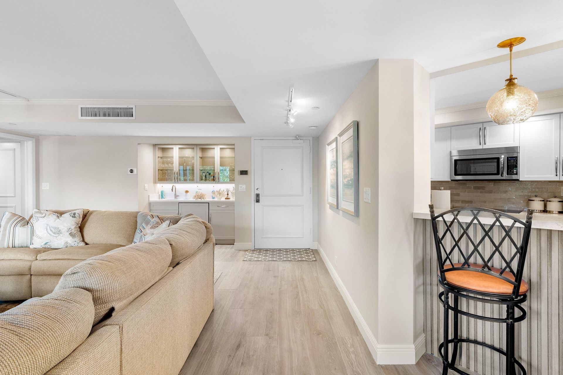 100 SE 5th Avenue, Unit 414, Boca Raton, FL 33432 Photo