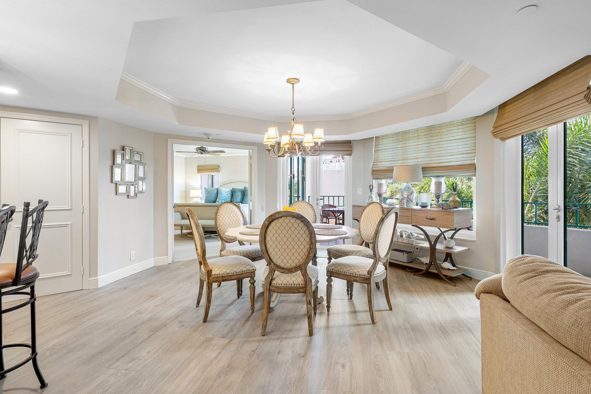 100 SE 5th Avenue, Unit 414, Boca Raton, FL 33432 Photo