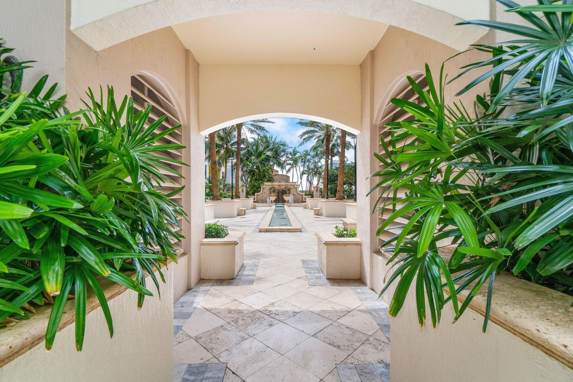 801 S Olive Avenue, West Palm Beach, FL 33401 Photo