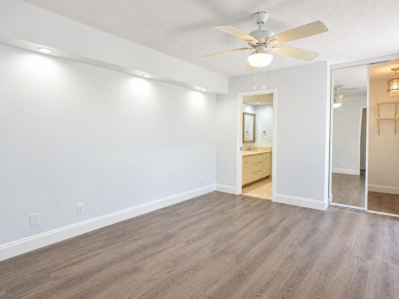 9851 NW 6th Place, Plantation, FL 33324 Photo