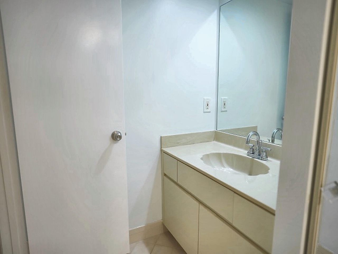 9851 NW 6th Place, Plantation, FL 33324 Photo