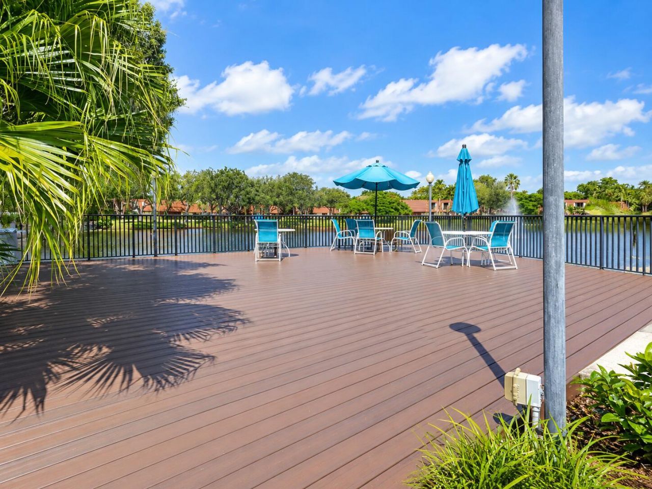 9851 NW 6th Place, Plantation, FL 33324 Photo