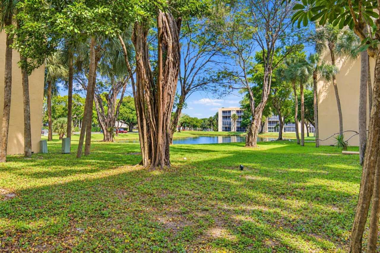 3121 NW 47th Avenue, Unit 109, Lauderdale Lakes, FL 33319 Photo