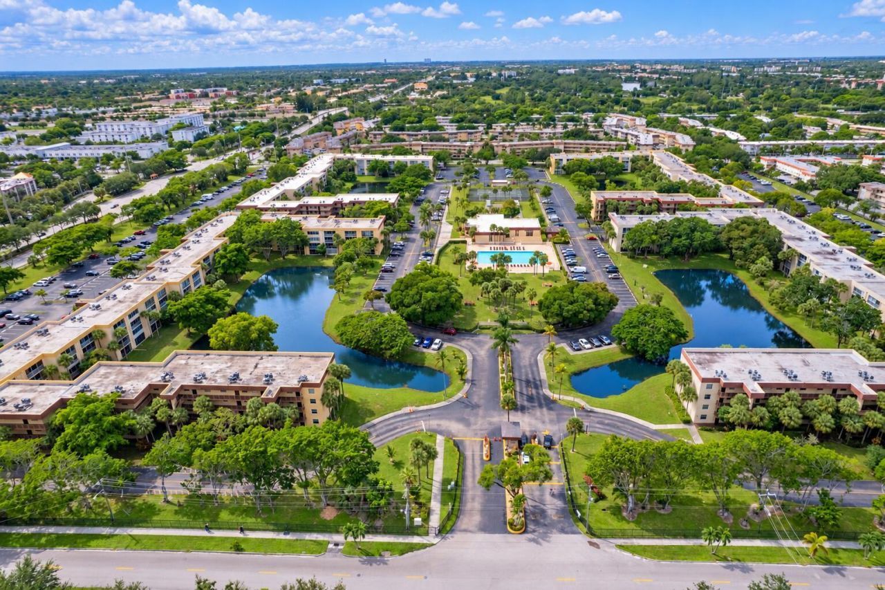 3121 NW 47th Avenue, Unit 109, Lauderdale Lakes, FL 33319 Photo