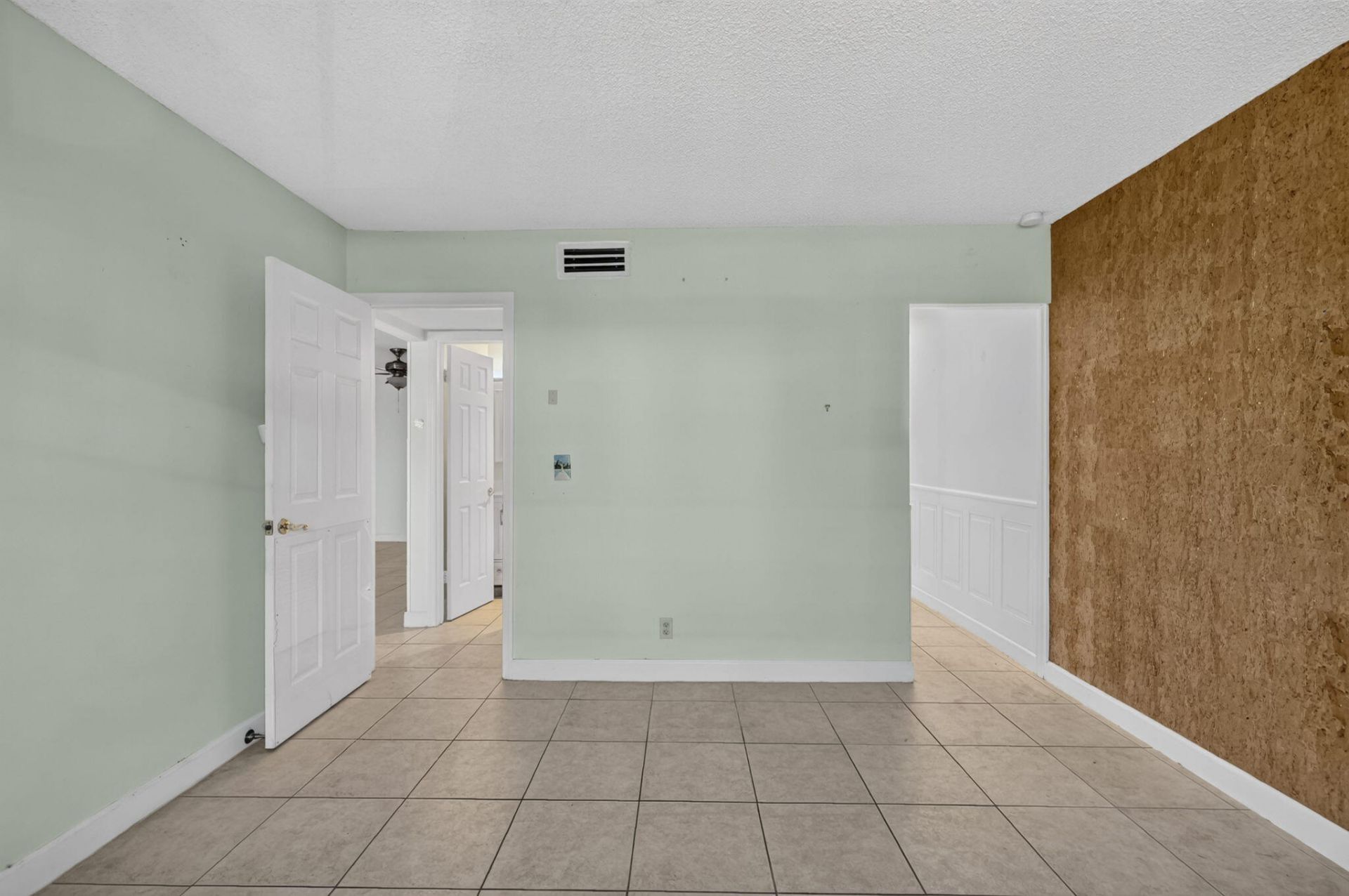 130 Cypress Club Drive, Unit 313, Pompano Beach, FL 33060 Photo