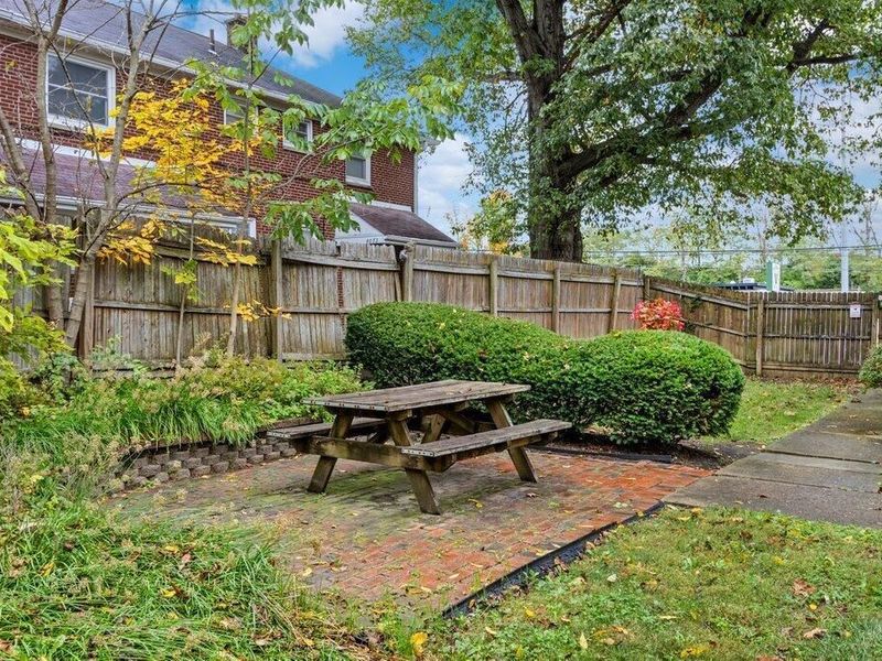 4067 Indianola Avenue, Unit 2B, Columbus, OH 43214 Photo 21