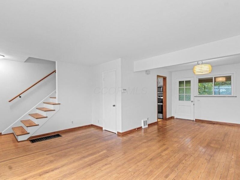 4067 Indianola Avenue, Unit 2B, Columbus, OH 43214 Photo 5