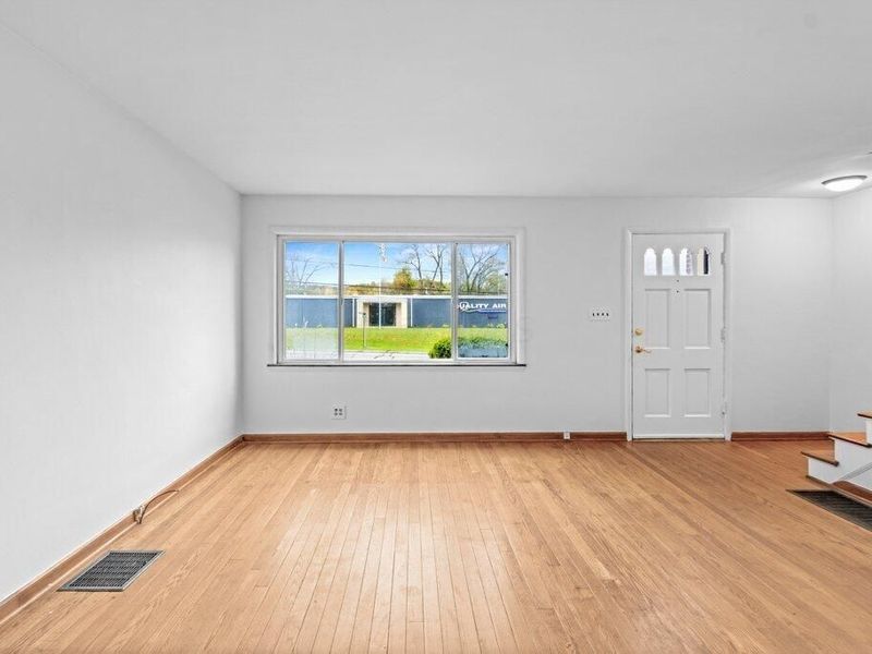 4067 Indianola Avenue, Unit 2B, Columbus, OH 43214 Photo 7