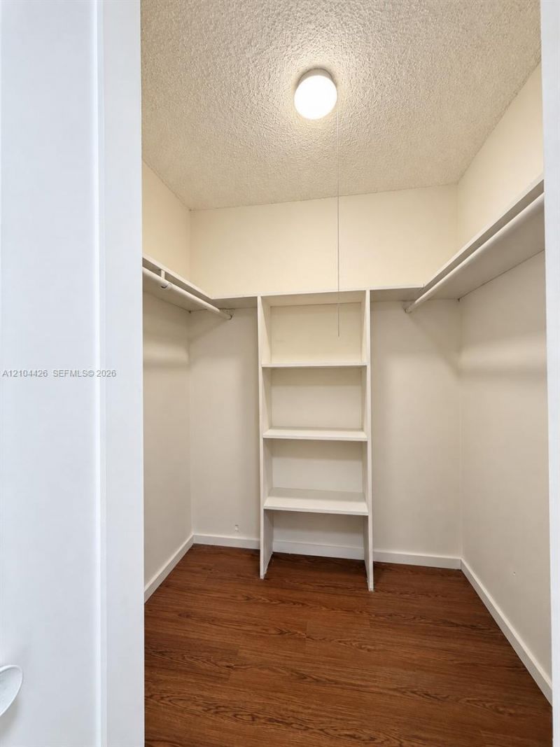 13155 Ixora Ct , Unit 804, North Miami, FL 33181 Photo