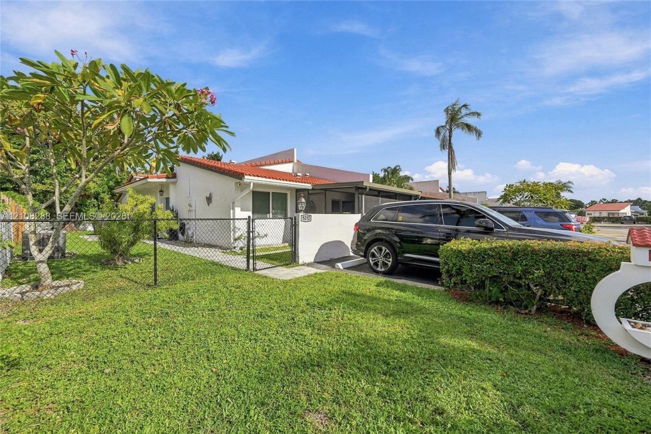 8292 NW 36th St, Sunrise, FL 33351 Photo
