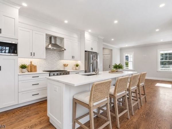 4 Summit Ave Unit 1, Summit, NJ 07901