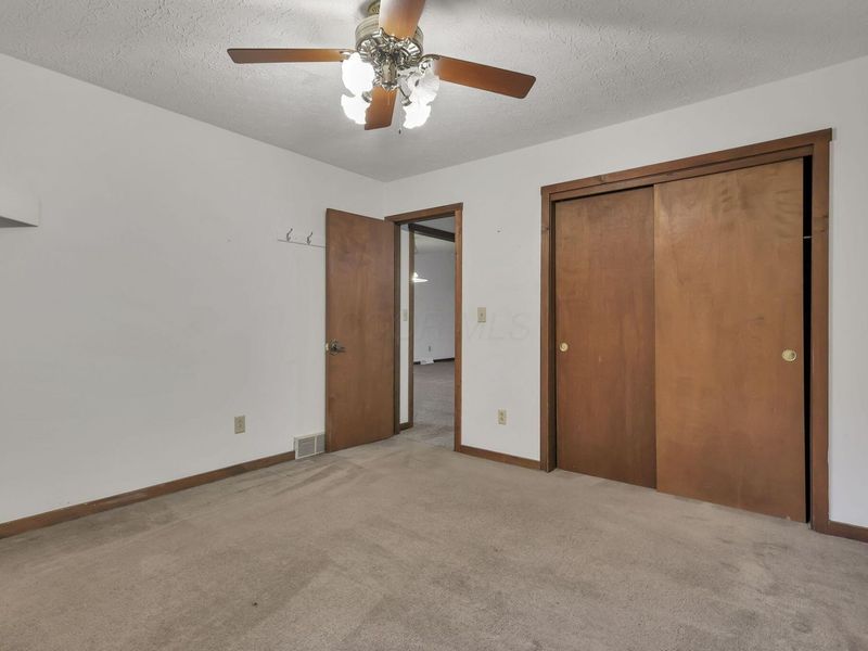 6888 Harlem Road , Westerville, OH 43081 Photo 26