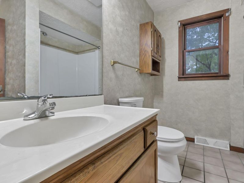 6888 Harlem Road , Westerville, OH 43081 Photo 27