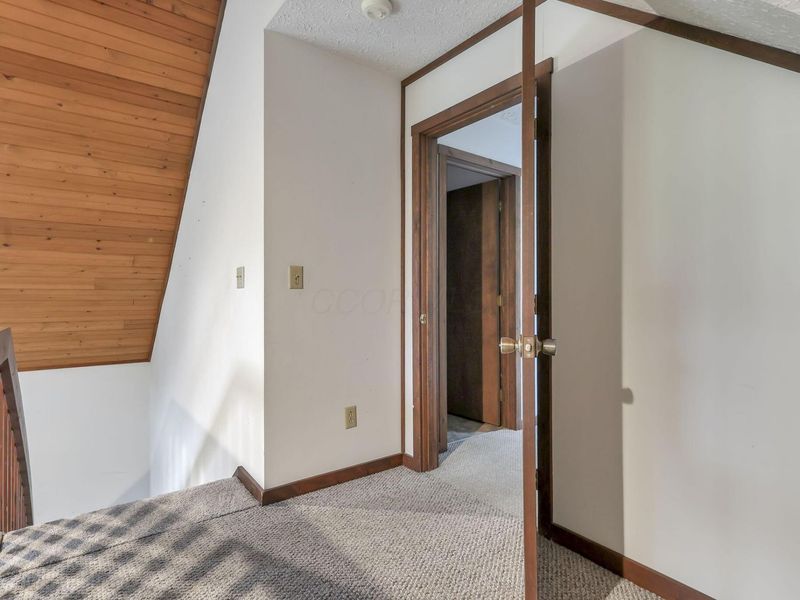 6888 Harlem Road , Westerville, OH 43081 Photo 37