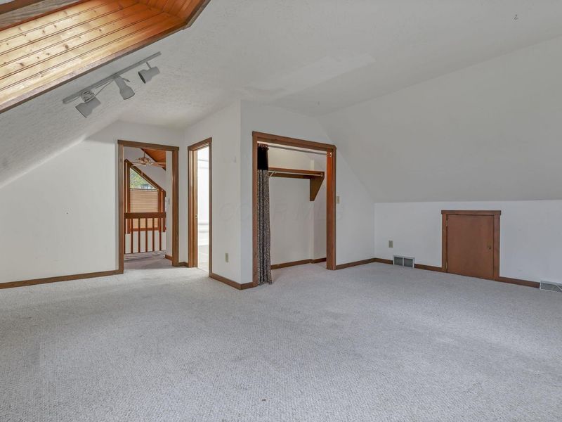6888 Harlem Road , Westerville, OH 43081 Photo 41
