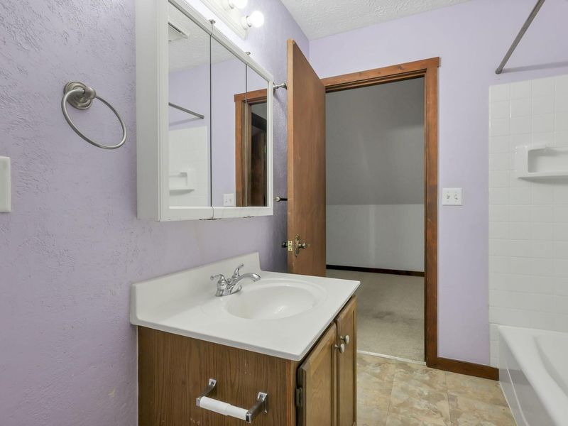 6888 Harlem Road , Westerville, OH 43081 Photo 44