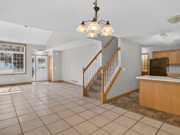 3536 Genevieve Avenue N, Oakdale, MN 55128