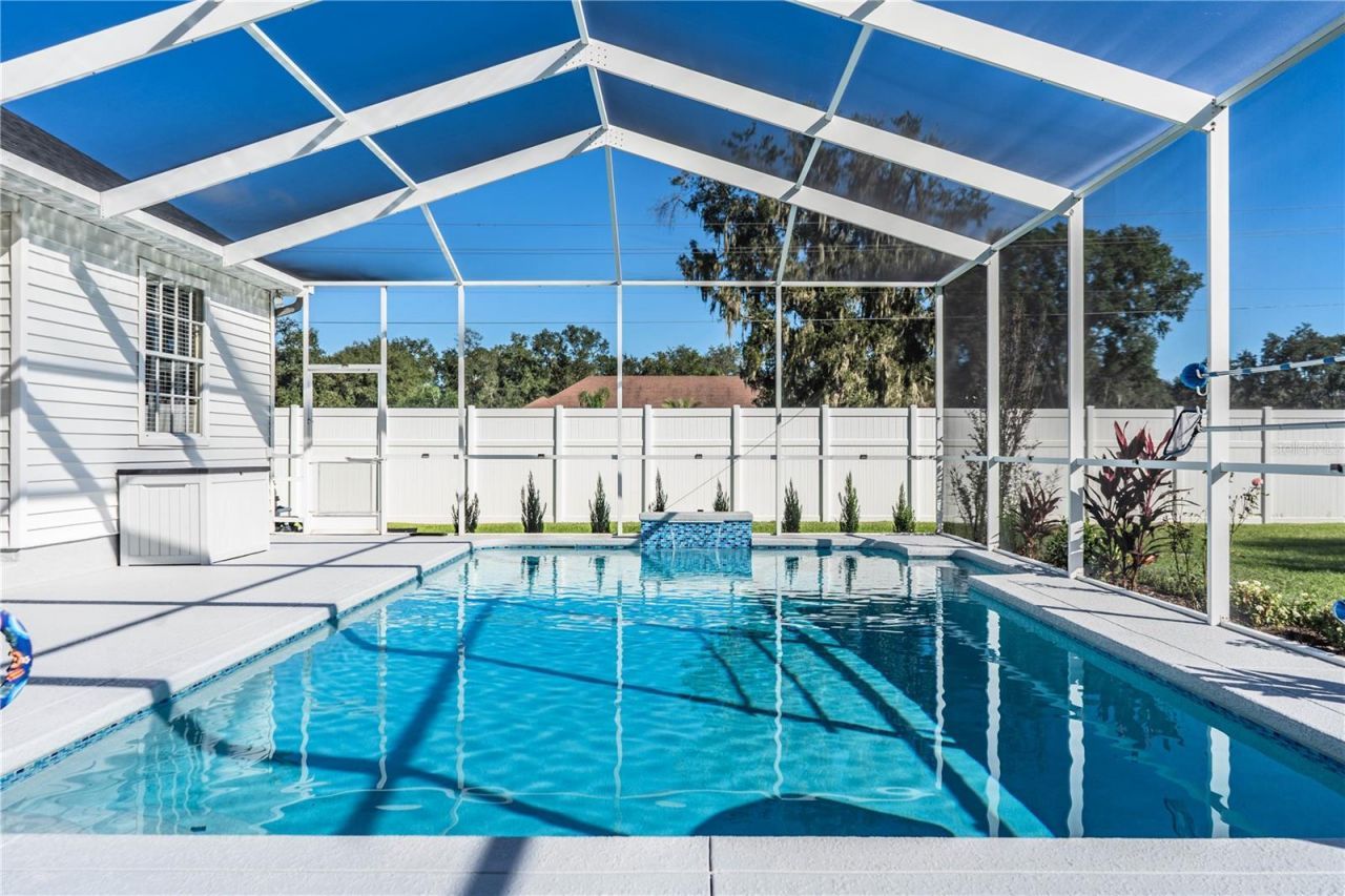 6206 Forestwood Drive W, Lakeland, FL 33811 Photo