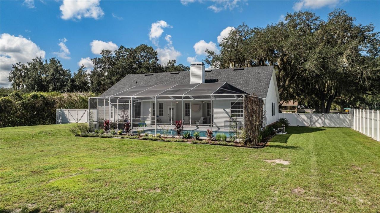 6206 Forestwood Drive W, Lakeland, FL 33811 Photo