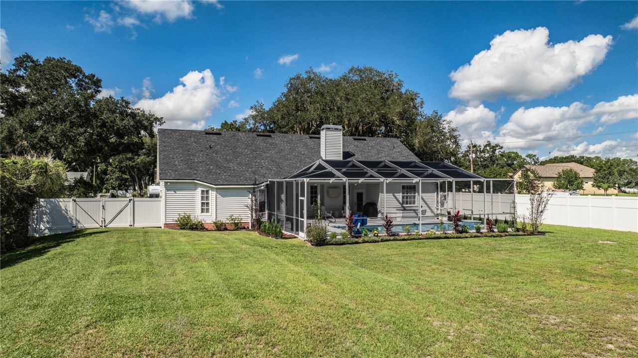6206 Forestwood Drive W, Lakeland, FL 33811 Photo