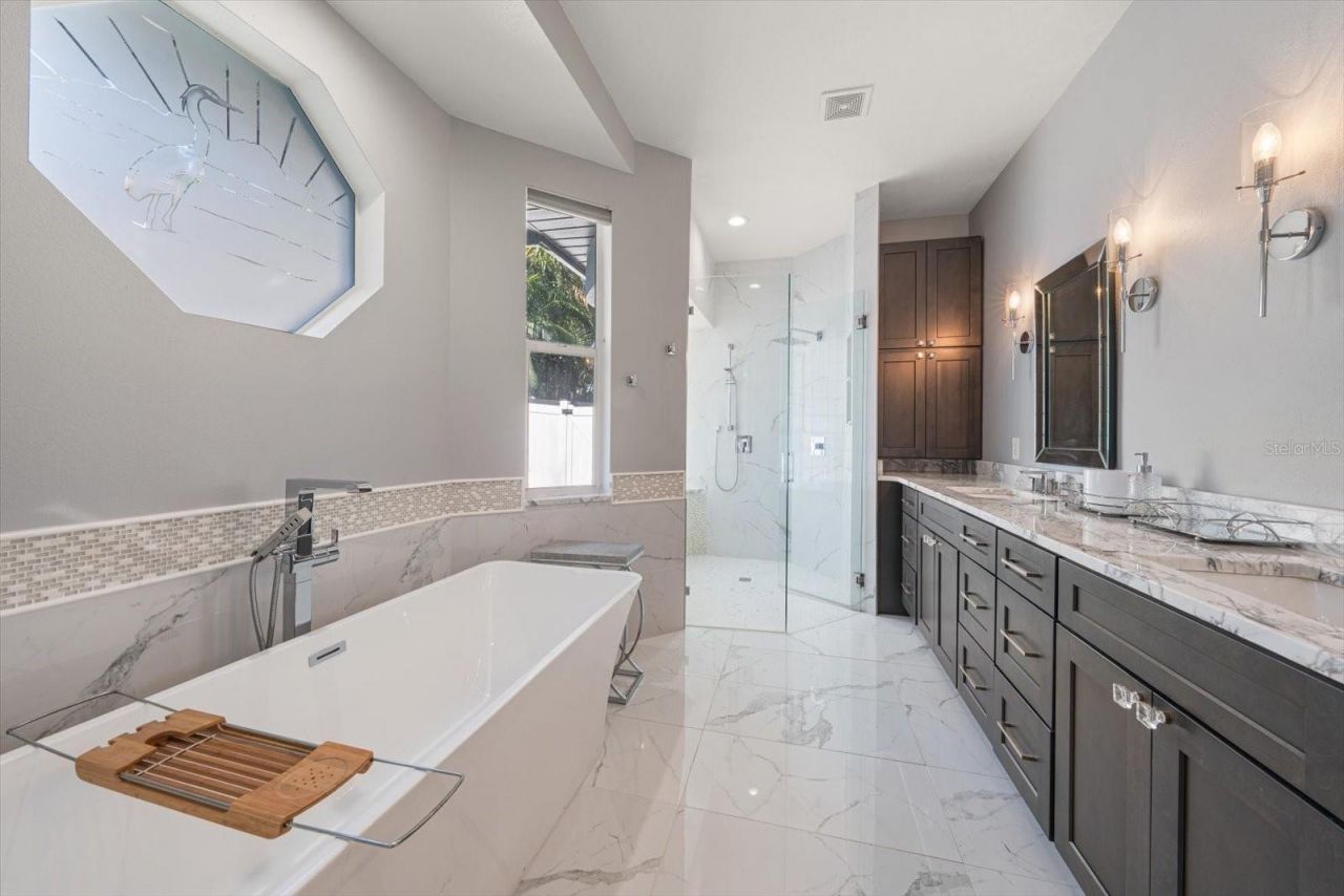 2265 Kent Drive, Largo, FL 33774 Photo