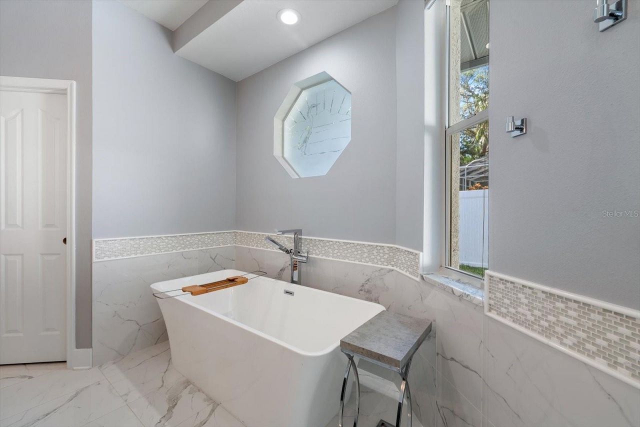 2265 Kent Drive, Largo, FL 33774 Photo