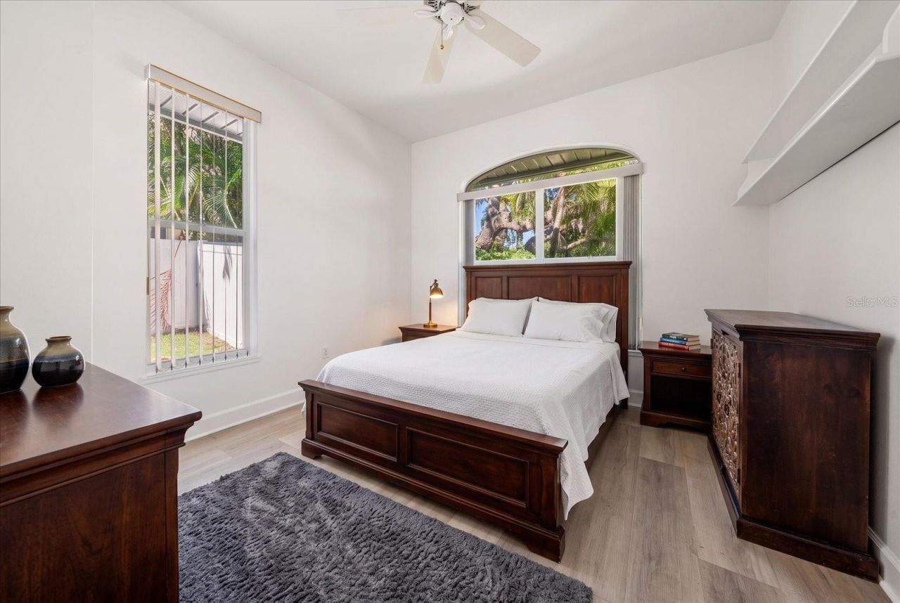 2265 Kent Drive, Largo, FL 33774 Photo