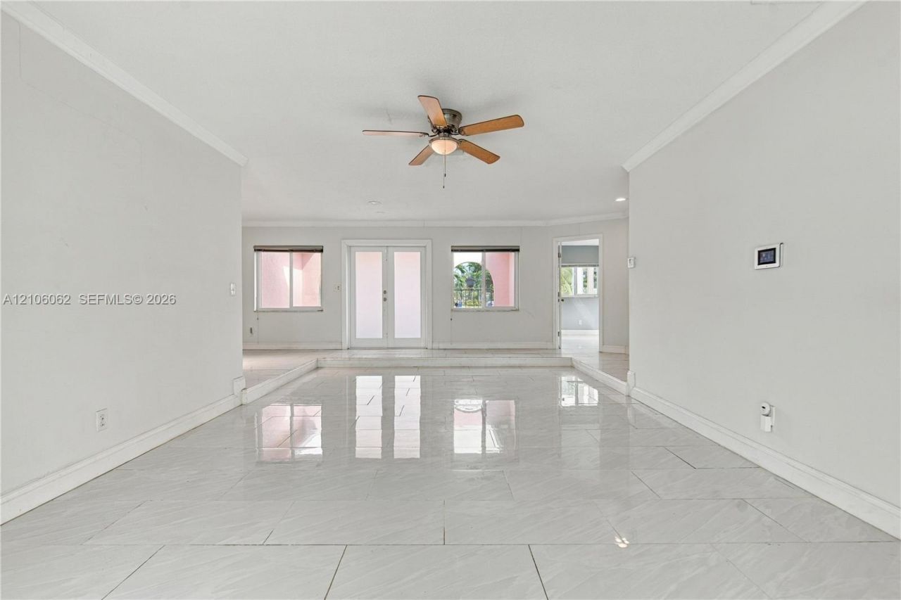 4200 NW 42nd St , Lauderdale Lakes, FL 33319 Photo