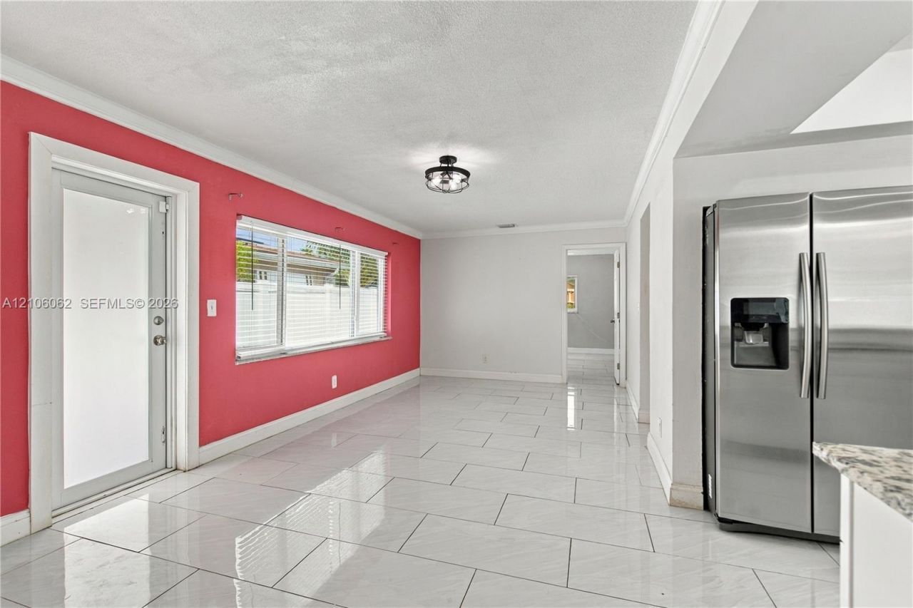 4200 NW 42nd St , Lauderdale Lakes, FL 33319 Photo