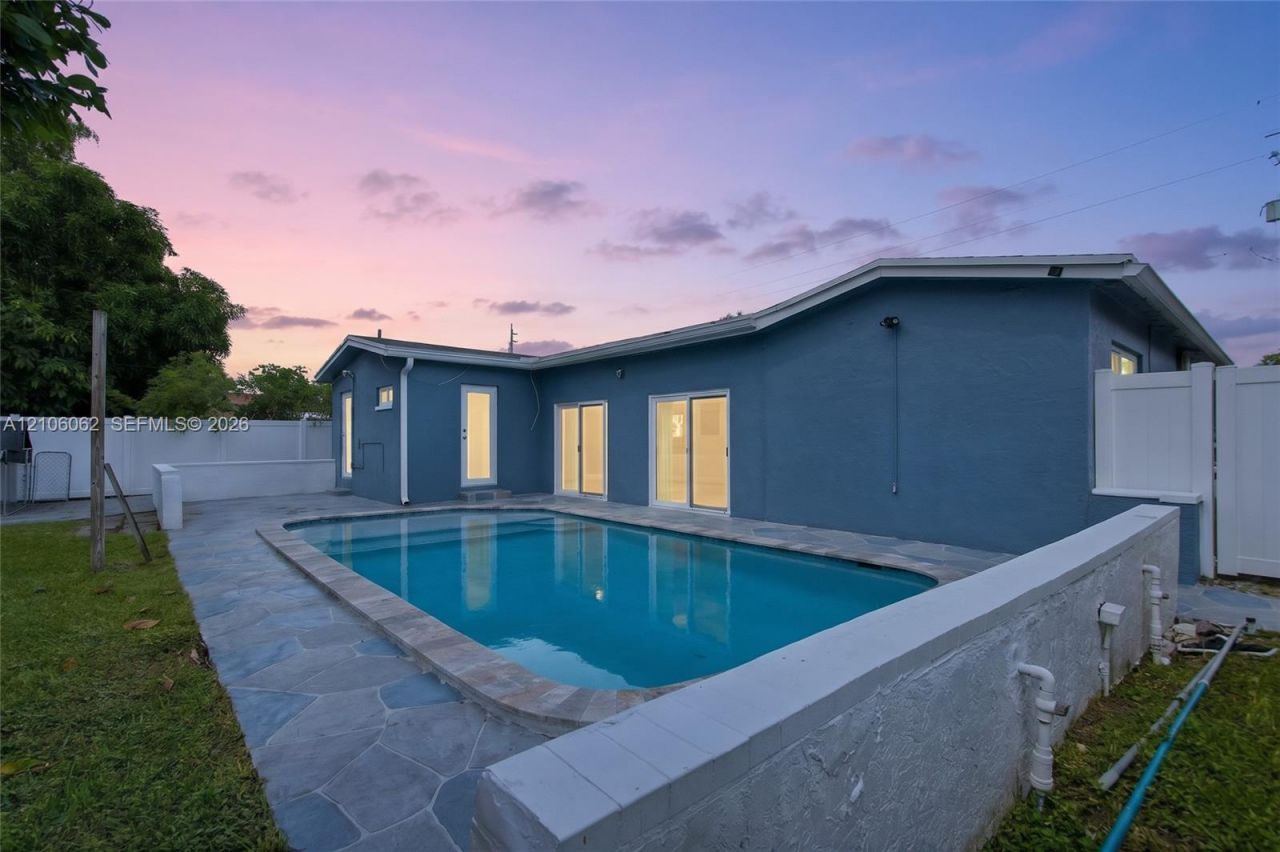 4200 NW 42nd St , Lauderdale Lakes, FL 33319 Photo