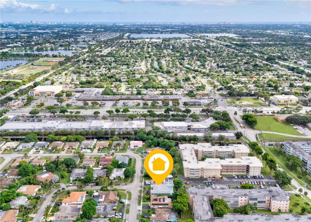4200 NW 42nd St, Lauderdale Lakes, FL 33319 Photo