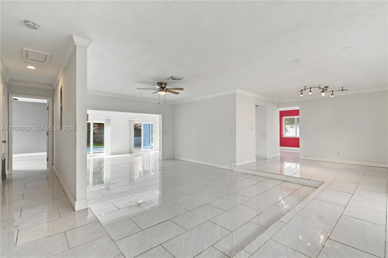 4200 NW 42nd St , Lauderdale Lakes, FL 33319 Photo