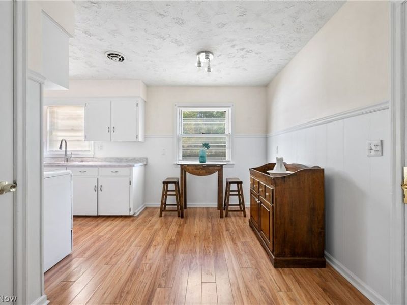 325 Westview Avenue, Wadsworth, OH 44281 Photo 11