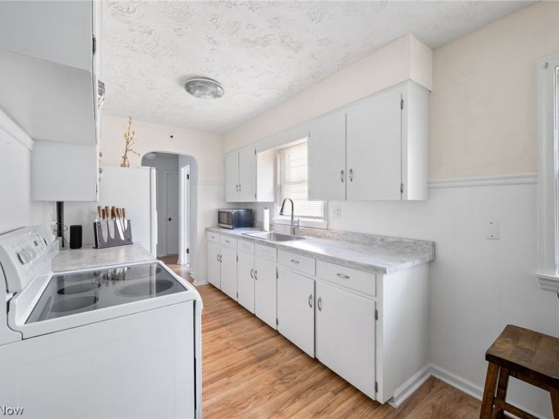 325 Westview Avenue, Wadsworth, OH 44281 Photo 12