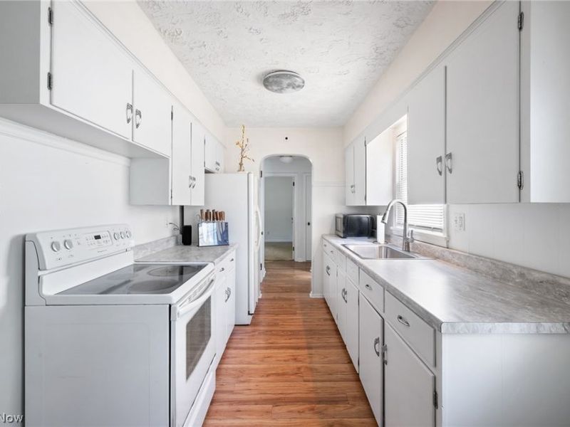 325 Westview Avenue, Wadsworth, OH 44281 Photo 13