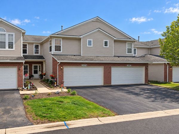 16434 Club Court , Crest Hill, IL 60403