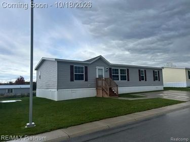 9439 Crystal Tarn, Tyrone Township, Mi 48430