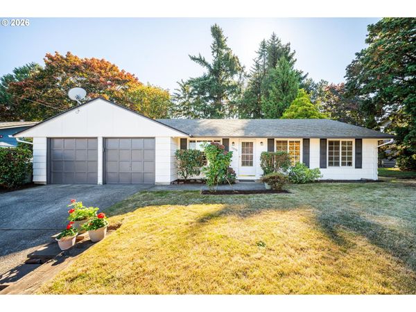 13236 NE SHAVER ST, Portland, OR 97230